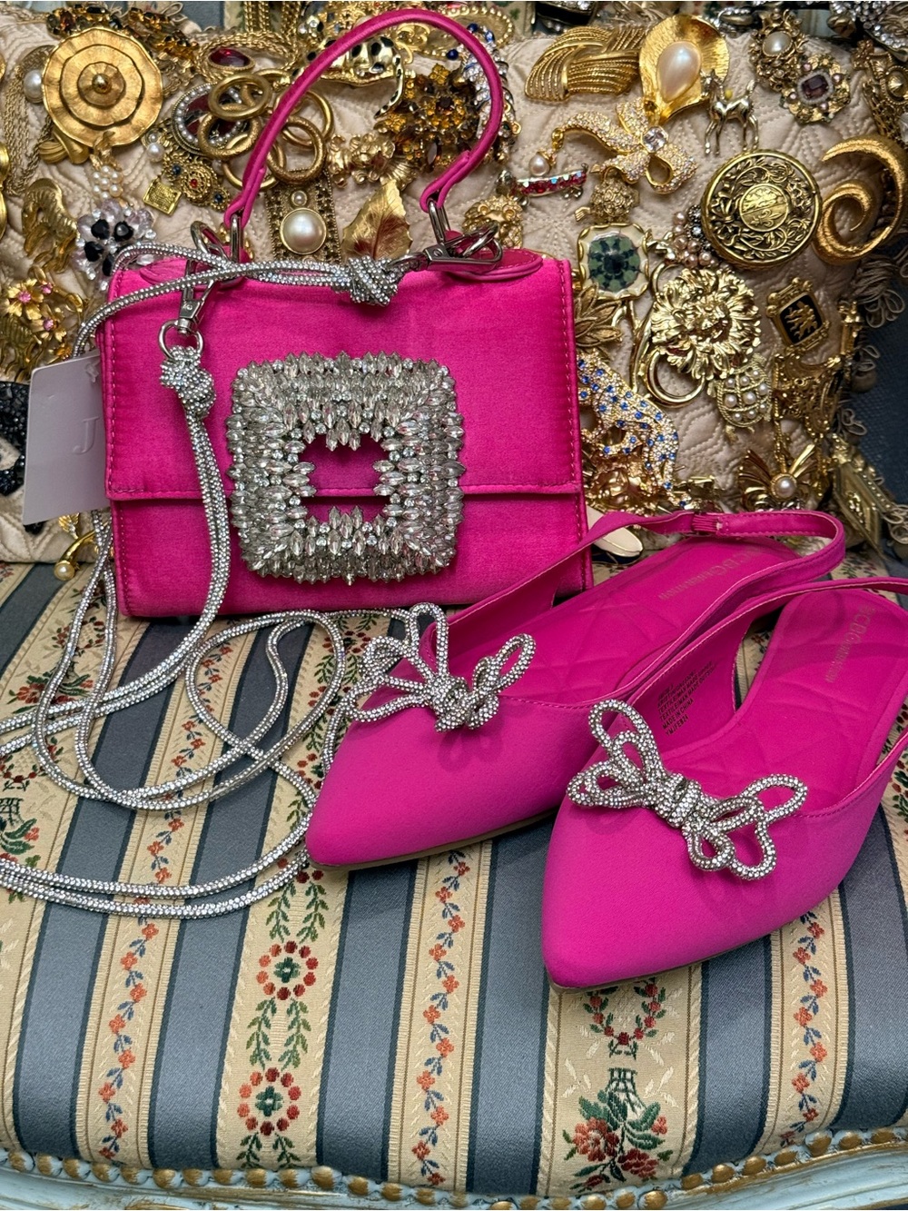 New Embellished Fuchsia Satin Bag & Pointed Slingback Flats Set